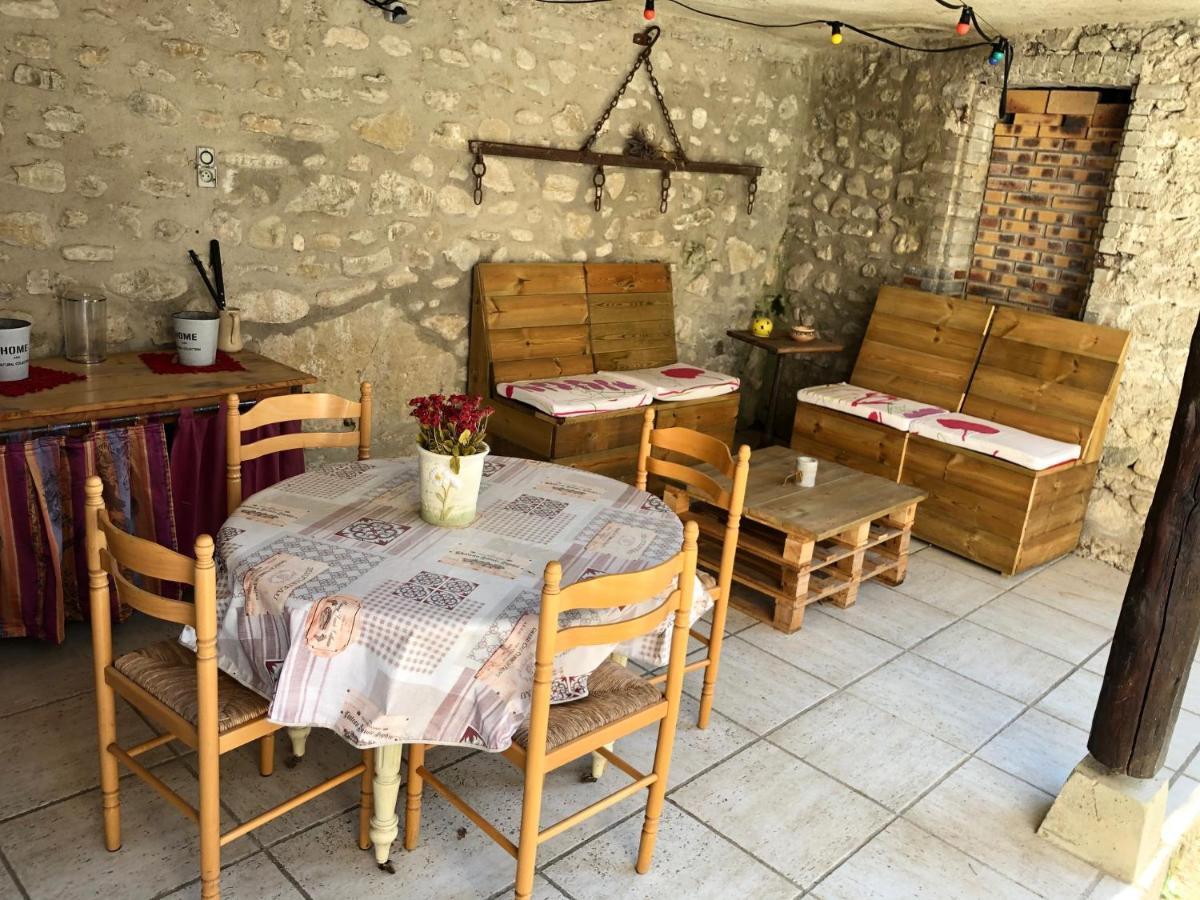 Gites Lou Pataclet Charols Exterior foto