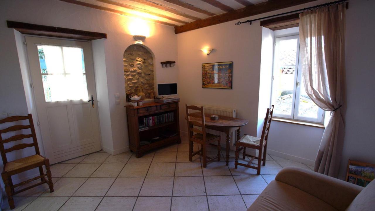 Gites Lou Pataclet Charols Exterior foto